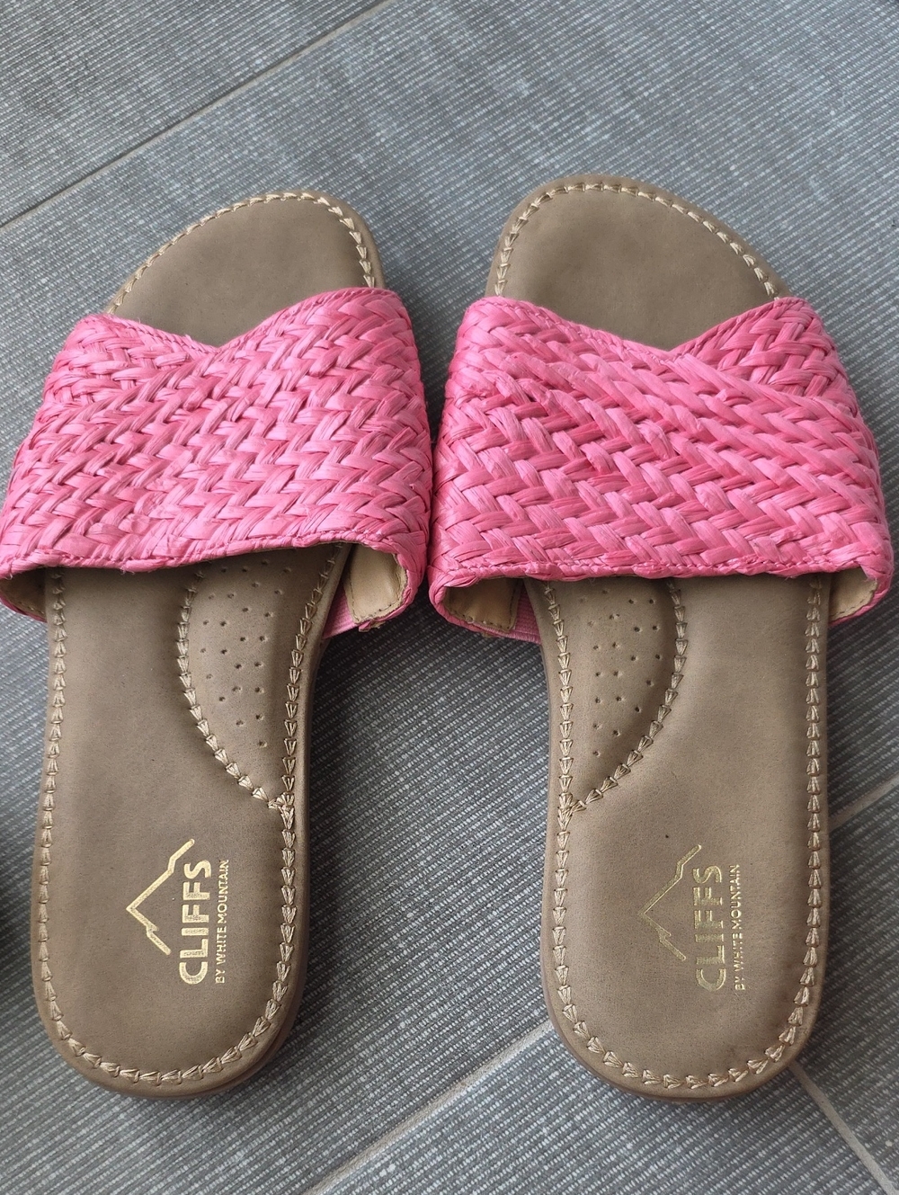 Cliffs by WHITE MOUNTAIN Pink Woven Slide Sandals with Tan Footbed